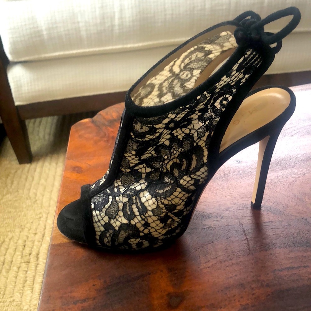 M Gemi lace heels